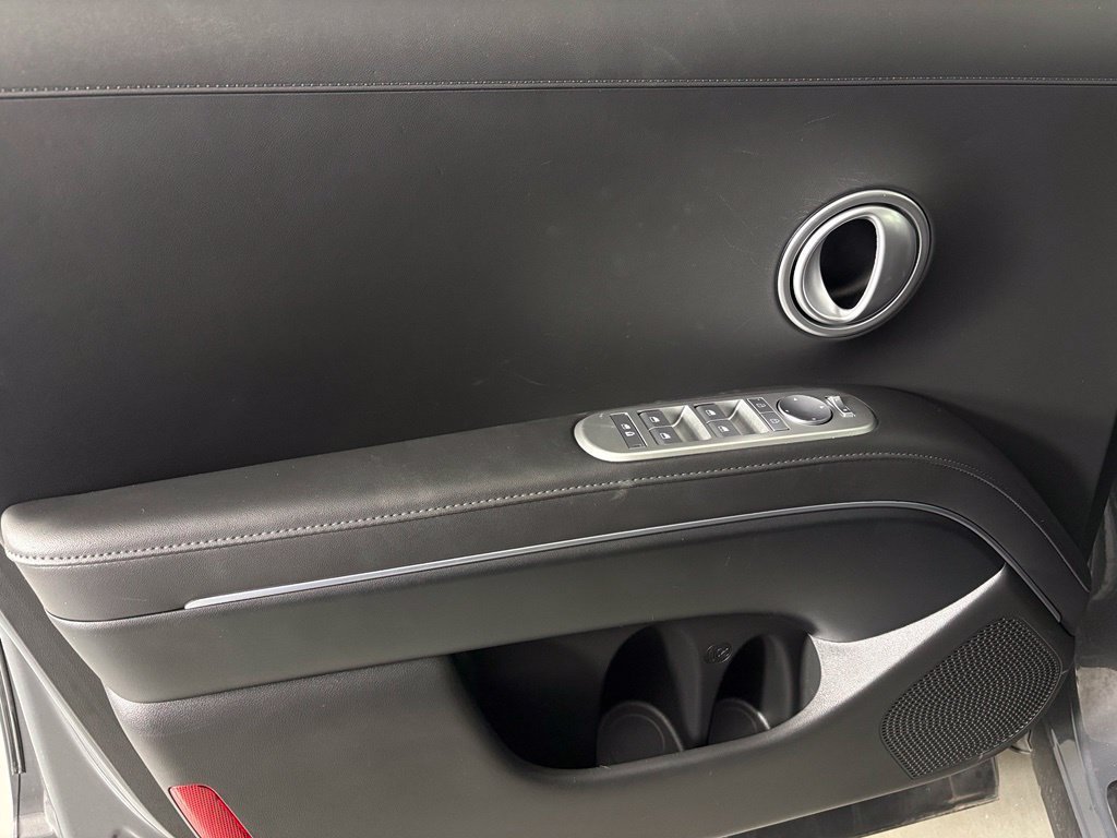 Used 2026 Hyundai Palisade SEL FWD image 13
