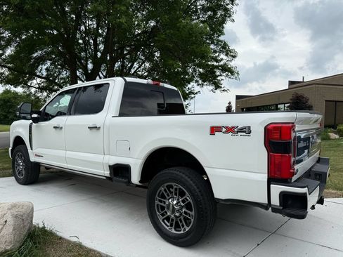 Used 2024 Ford F250 Limited w/ FX4 Off-Road Package AWD/4WD image 3