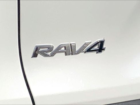 Used 2024 Toyota RAV4 XLE Premium AWD/4WD image 10