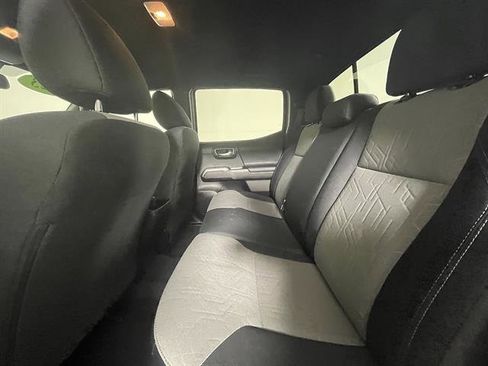 Certified 2023 Toyota Tacoma TRD Sport AWD/4WD image 10