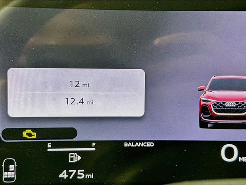 New 2026 Audi SQ5 Prestige AWD/4WD image 11