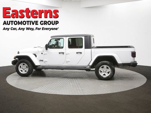 Used 2023 Jeep Gladiator Sport image 61