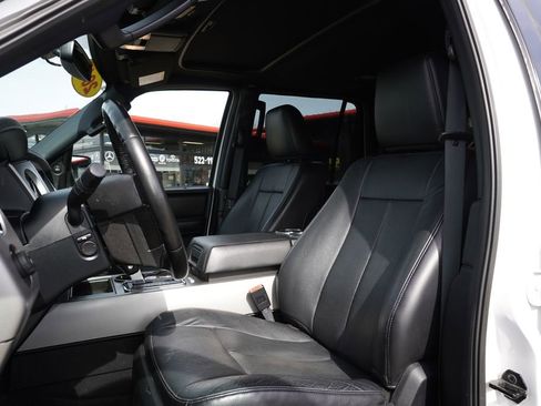 Used 2017 Ford Expedition Limited w/ Equipment Group 301A image 22