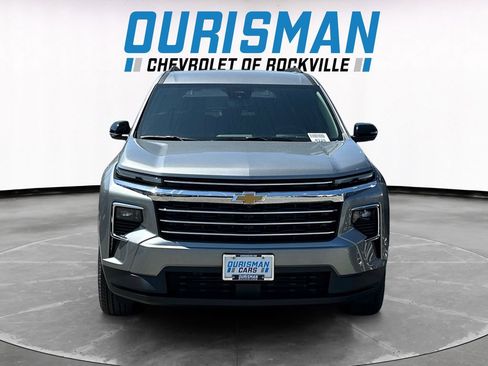 New 2026 Chevrolet Traverse LT w/ Driver Confidence Package FWD image 8