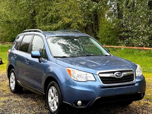 Used 2015 Subaru Forester 2.5i Limited w/ Popular Package #1 AWD/4WD image 3