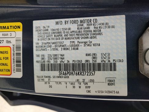 Used 2019 Ford Fusion SE FWD image 33