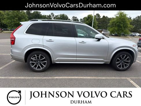 Used 2018 Volvo XC90 T5 Momentum w/ Convenience Package AWD/4WD image 10