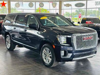 Used 2023 GMC Yukon XL SLT