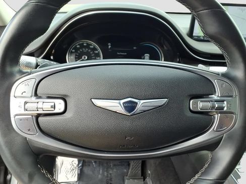 Used 2023 Genesis GV70 2.5T w/ Advanced Package AWD/4WD image 25