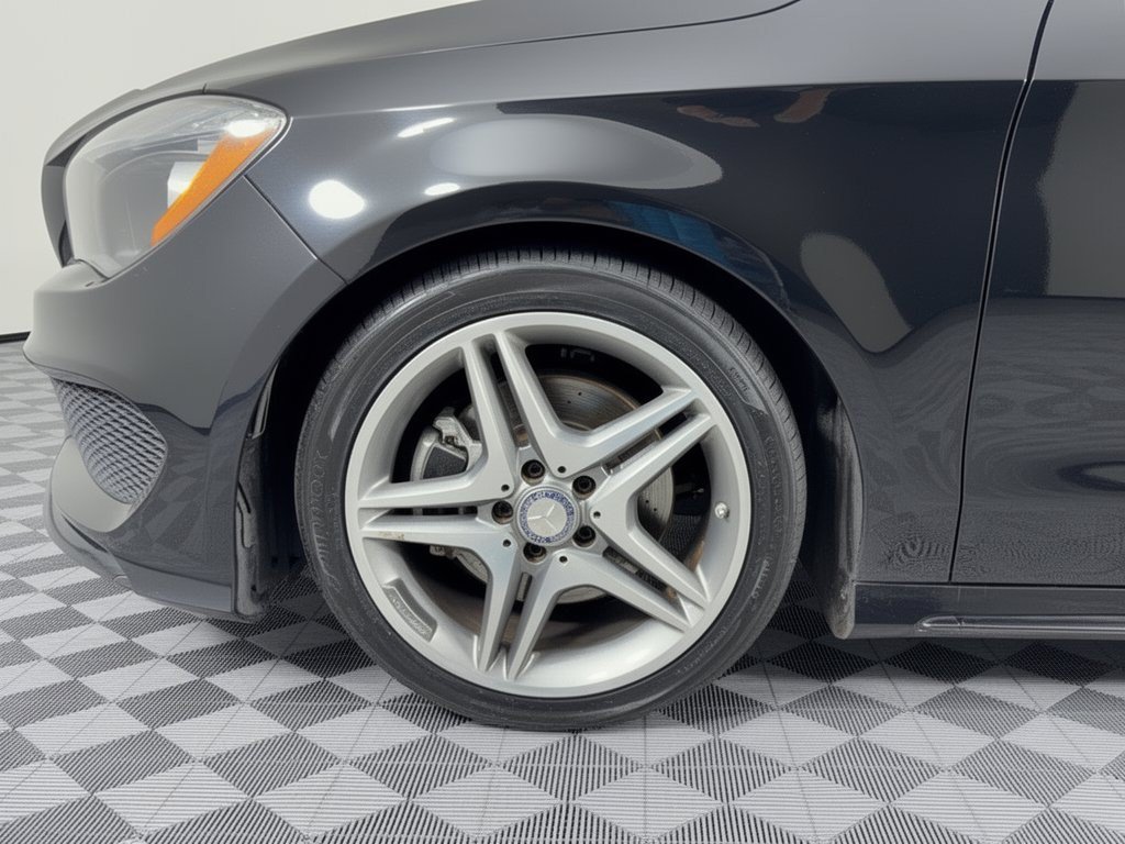 Used 2014 Mercedes-Benz CLA 250 image 13