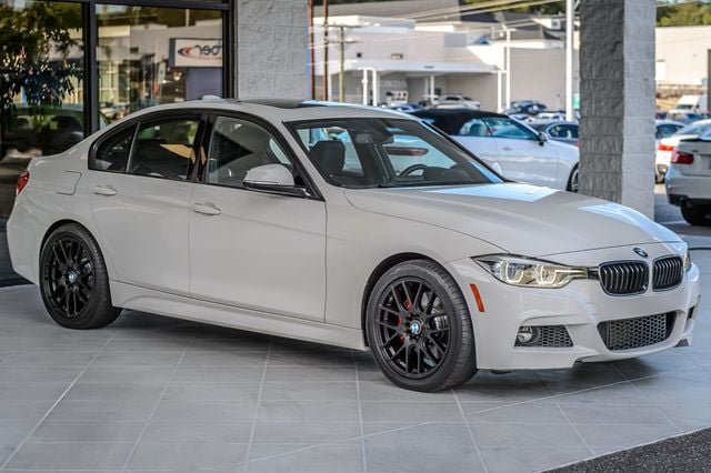 Used 2018 BMW 340i Sedan RWD image 4