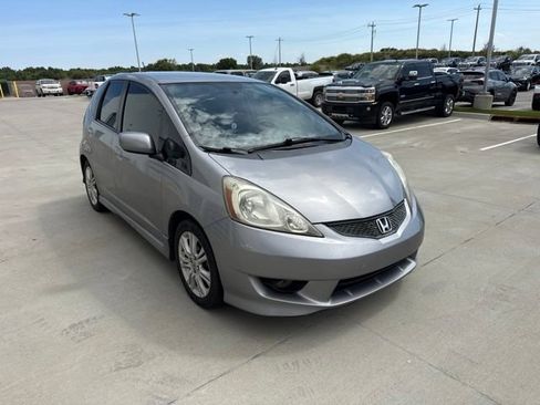 Used 2009 Honda Fit Sport image 1