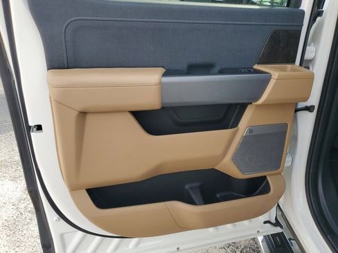 Used 2021 Ford F150 Lariat w/ Equipment Group 502A High image 25