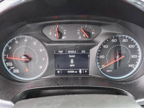 Used 2018 Chevrolet Malibu LT image 15