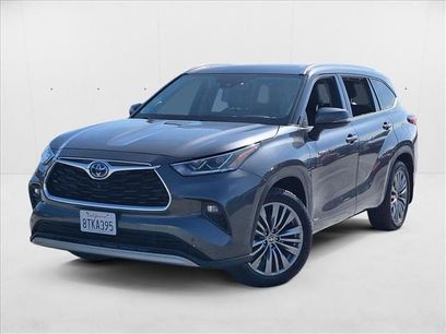 Used 2021 Toyota Highlander Platinum