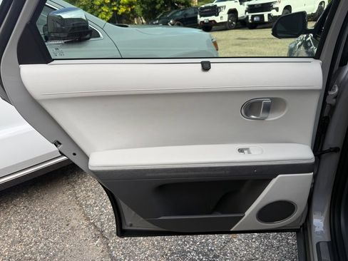 Certified 2023 Hyundai Ioniq 5 Limited AWD/4WD image 18