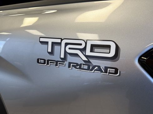 New 2025 Toyota Tacoma TRD Off-Road image 10