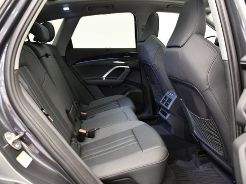 Used 2025 Audi Q5 Premium Plus w/ Premium Plus AWD/4WD image 51
