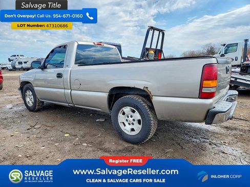 Used 2002 Chevrolet Silverado 1500 2WD Regular Cab w/ Heavy Duty Suspension Pkg image 3