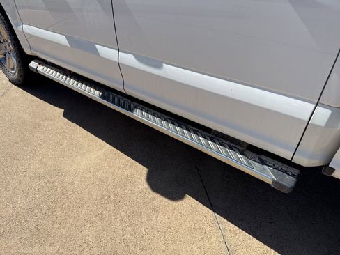 Used 2018 Ford F150 XLT w/ Equipment Group 302A Luxury image 12