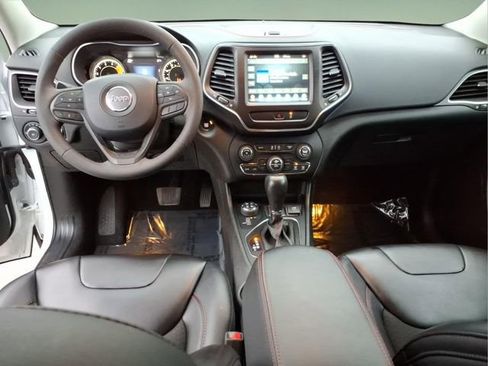Used 2022 Jeep Cherokee Limited AWD/4WD image 13