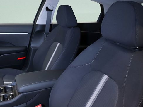 Certified 2025 Hyundai Sonata SE image 7