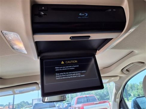 Used 2020 Toyota Sequoia Platinum image 5