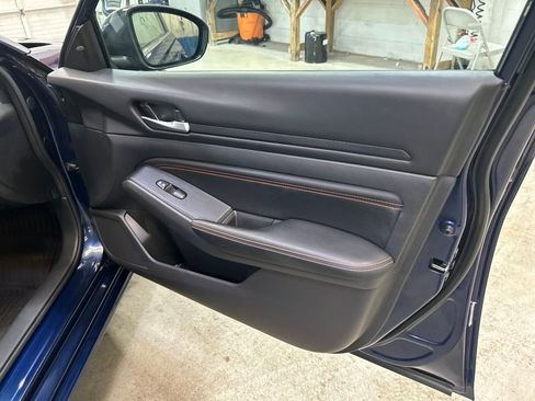 Used 2021 Nissan Altima 2.5 SR w/ SR Premium Package image 40