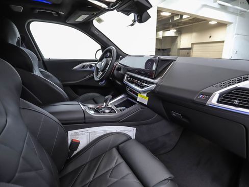 New 2026 BMW XM Label Red image 31