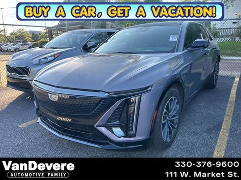 Used 2024 Cadillac Lyriq Sport AWD/4WD image 1