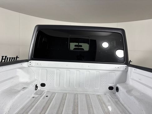 Used 2022 Jeep Gladiator Sport AWD/4WD image 19