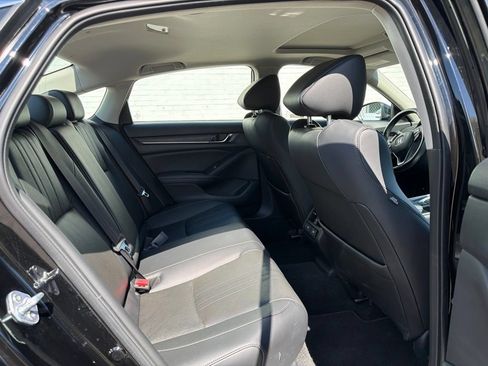Used 2022 Honda Accord EX-L image 10