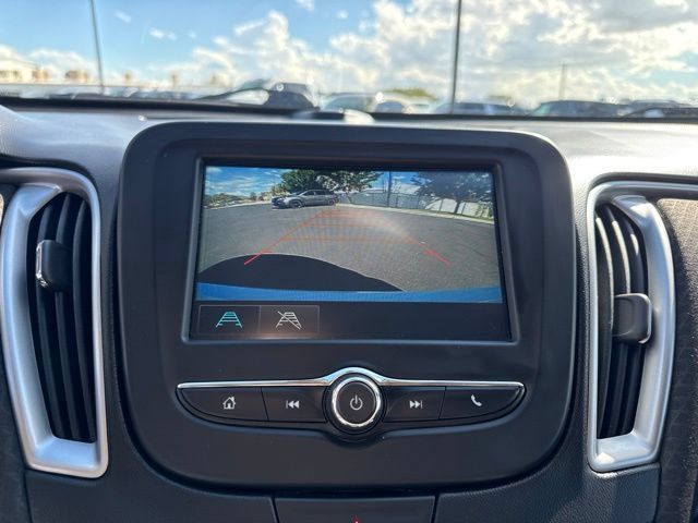 Used 2017 Chevrolet Malibu LS FWD image 22