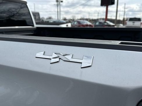 Used 2022 GMC Sierra 1500 Pro w/ Pro Value Package AWD/4WD image 14