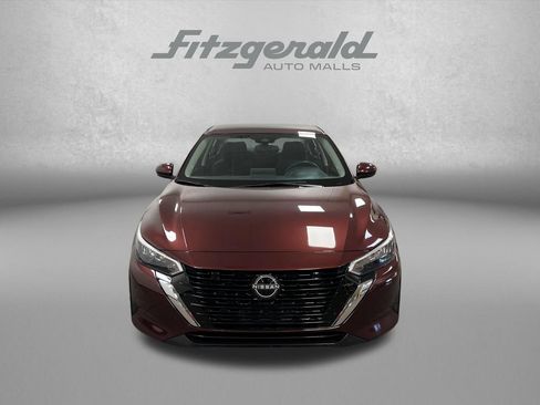 Used 2024 Nissan Sentra SV FWD image 11