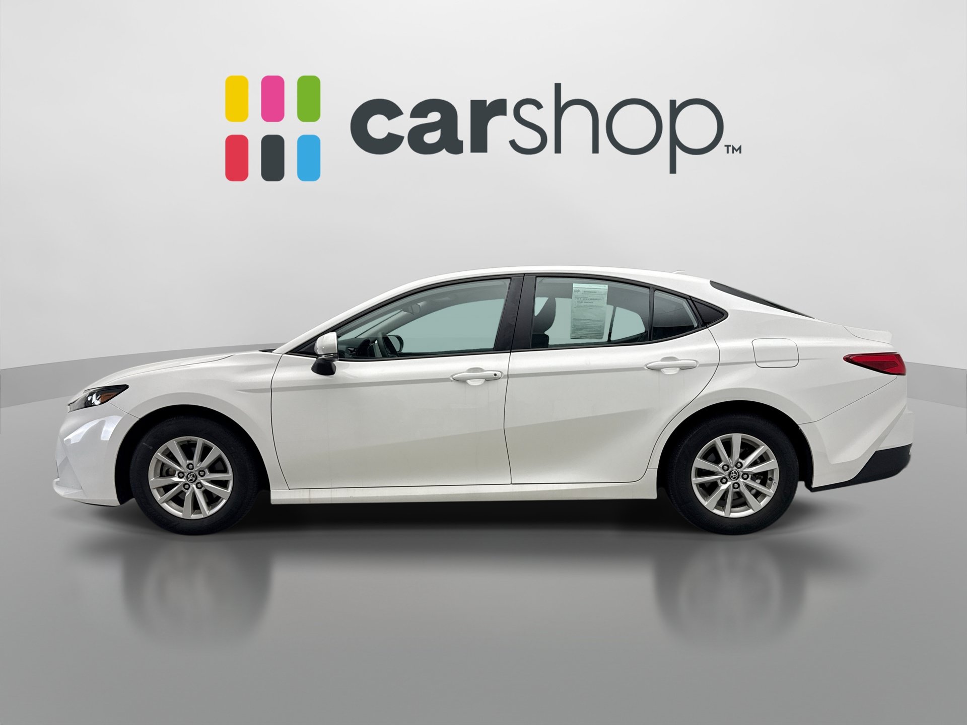 Used 2025 Toyota Camry LE FWD image 2