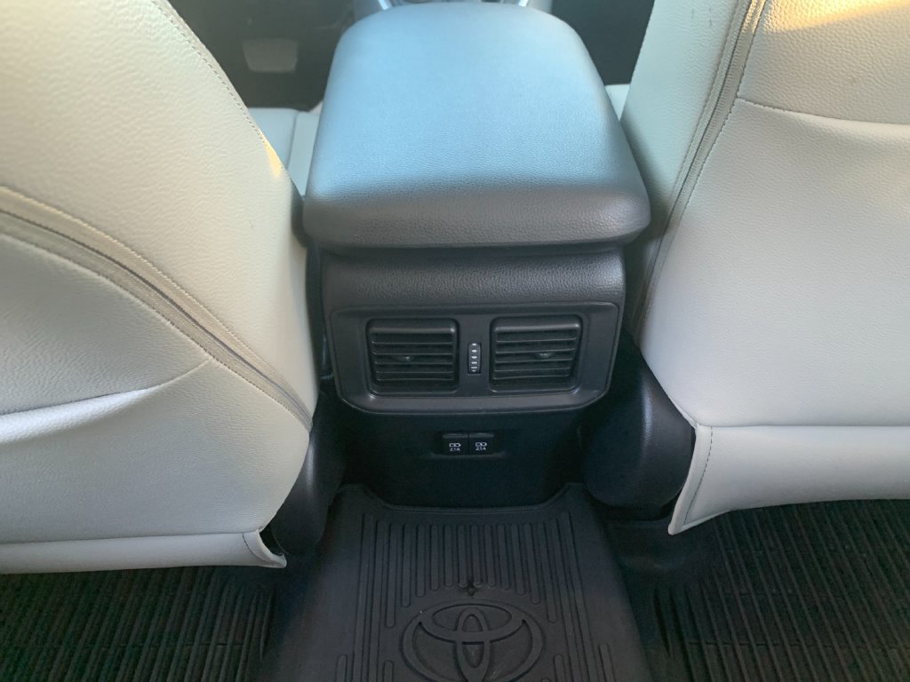 Used 2020 Toyota RAV4 XLE w/ Convenience Package AWD/4WD image 15