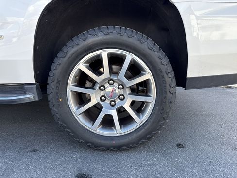 Used 2019 GMC Yukon Denali w/ Open Road Package image 3