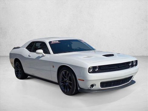 Used 2023 Dodge Challenger R/T Scat Pack image 3