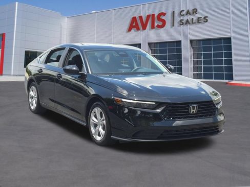 Used 2025 Honda Accord LX image 3