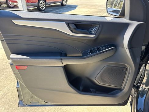 Used 2022 Ford Escape SE w/ Convenience Package image 15