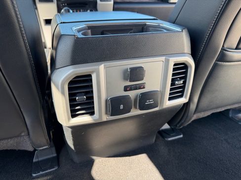 Used 2018 Ford F150 Lariat w/ Equipment Group 502A Luxury AWD/4WD image 18