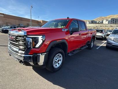 Used 2024 GMC Sierra 2500 Pro w/ Convenience Package