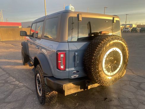 Used 2024 Ford Bronco Outer Banks w/ Sasquatch Package image 9