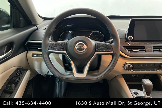 Used 2022 Nissan Altima 2.5 SV FWD image 12