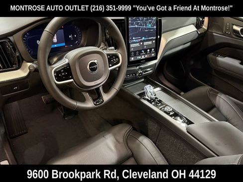 New 2026 Volvo XC60 B5 Ultra w/ Protection Package Premier AWD/4WD image 11
