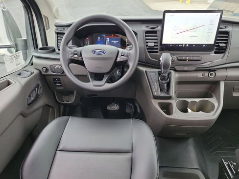 New 2025 Ford Transit 250 148 Medium Roof image 14