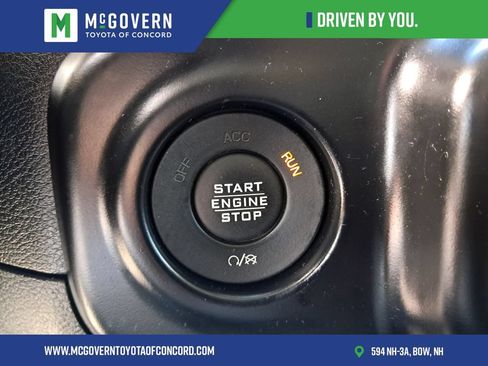 Used 2020 Jeep Wrangler Sport AWD/4WD image 27
