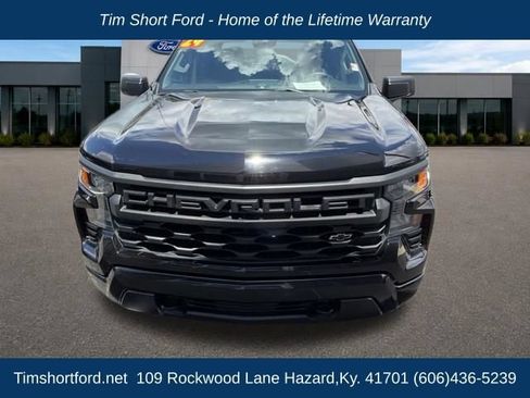 Used 2024 Chevrolet Silverado 1500 Custom AWD/4WD image 2