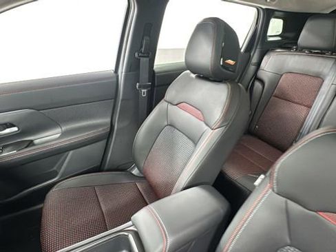 New 2026 Nissan Kicks SR w/ SR Premium Package image 13